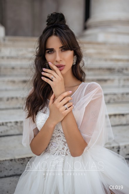 https://amore-novias.com/images/stories/virtuemart/product/OL019       (2).jpg